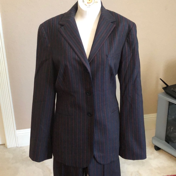 Isabel Ardee Pants Suit - Picture 2 of 8